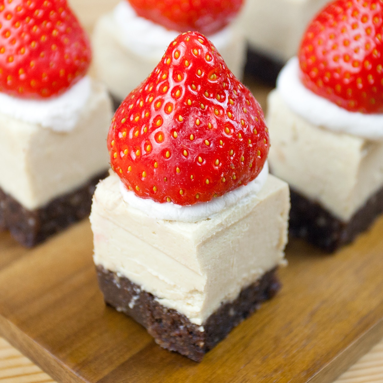 Raw Santa Hat Cheesecakes Raw Santa Hat Cheesecakes