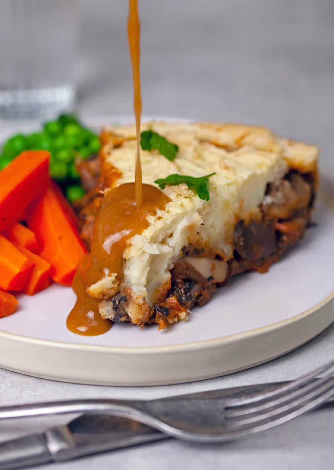 Mushroom Stroganoff Pie