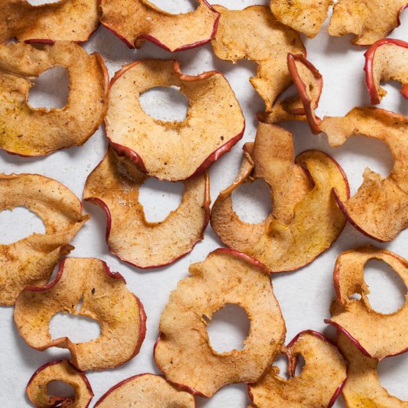 Vegan Spiced Apple Crisps