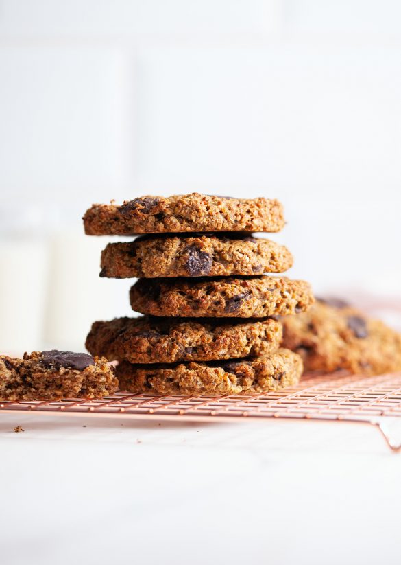 Vegan Quinoa Chocolate Chip Cookies