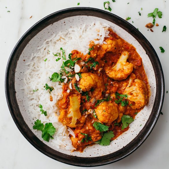 Roasted Cauliflower Vegan Curry Recipe