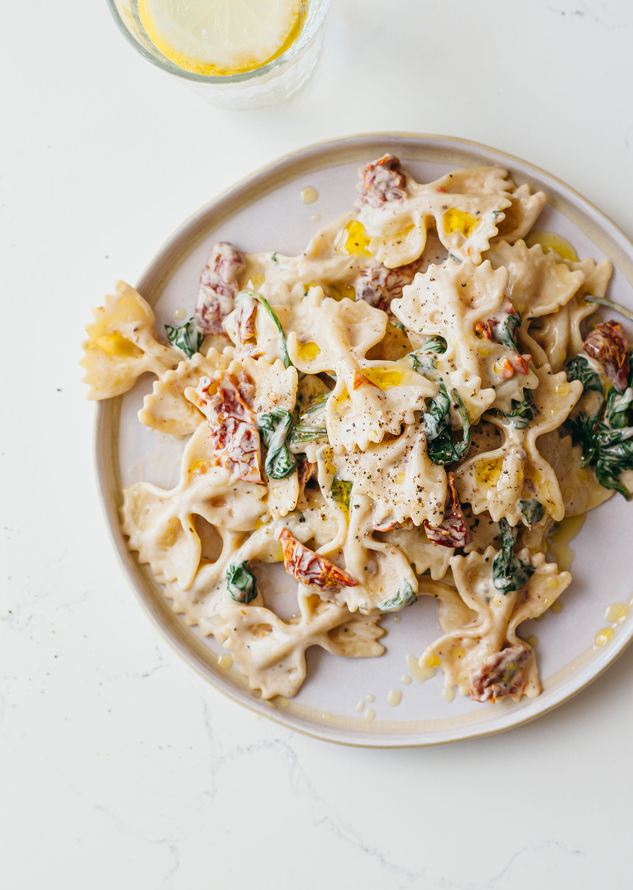 One Pot Vegan Creamy Sun-dried Tomato Pasta Recipe