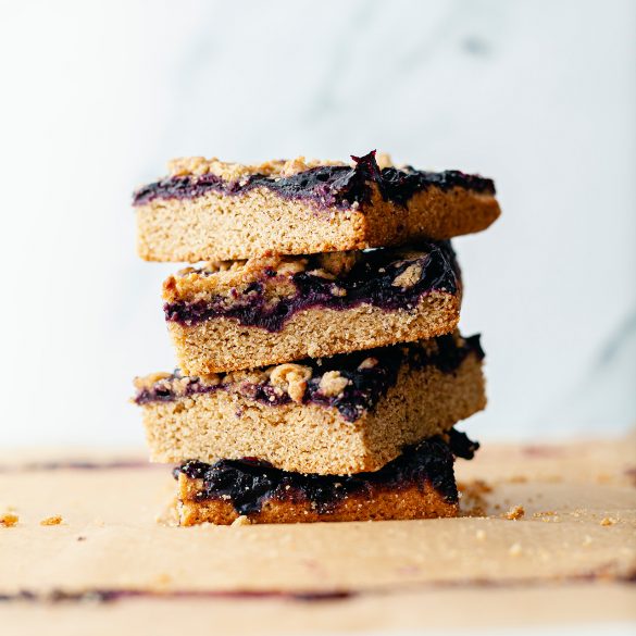 Vegan Blueberry Crumble Squares Recipe