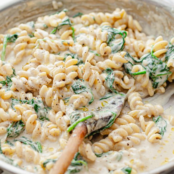 Vegan Creamy Spinach Pasta Recipe Vegan Creamy Spinach Pasta Recipe
