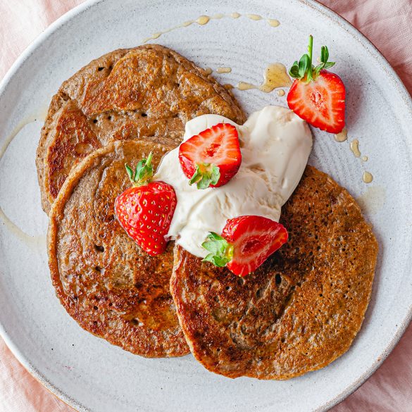 Vegan Oat And Chia Pancakes Recipe