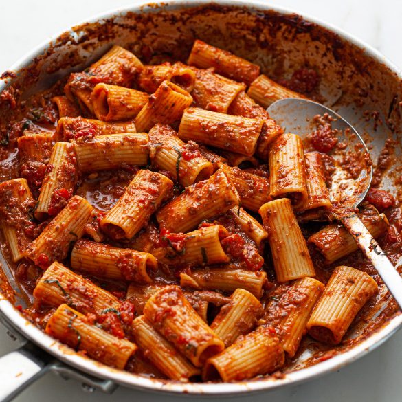 Vegan Spicy Mushroom Ragu Rigatoni Recipe