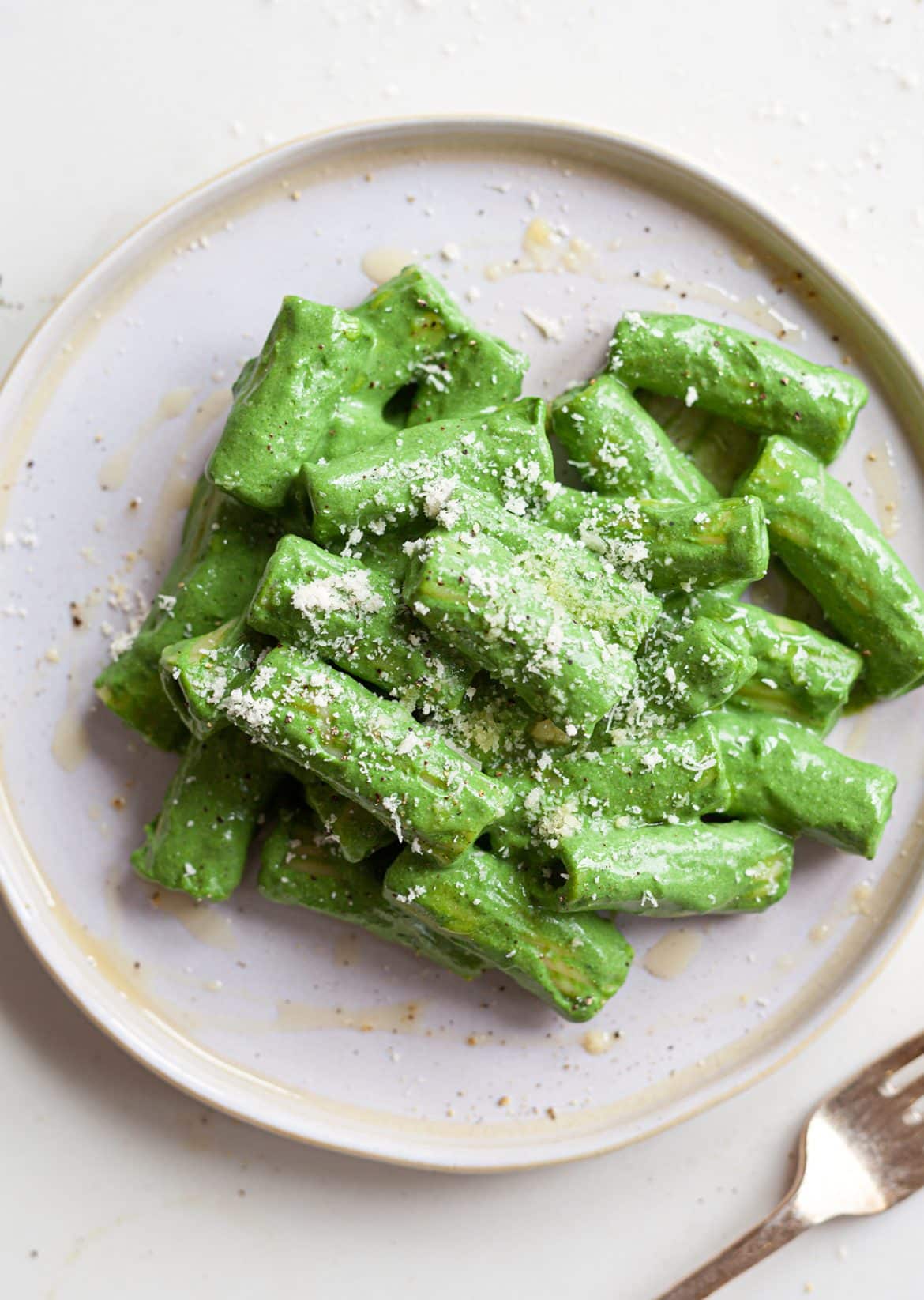 High Protein Spinach Rigatoni Pasta Vegan Recipe